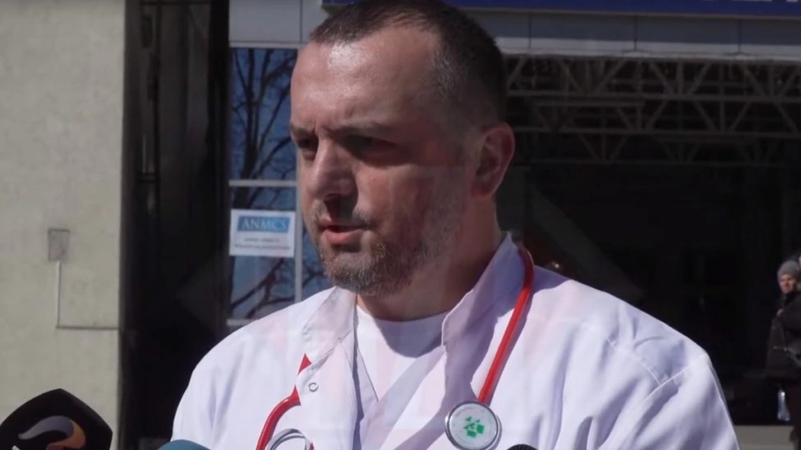 Pacienții care fac dializă și au coronavirus vor face naveta între spitale! Medicii au găsit o soluție care să nu ducă la complicații ale bolii - VIDEO