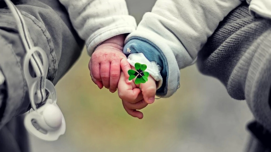 Povestea emoționantă a unui bărbat care a fost despărţit de sora sa când era mic. Ce a aflat după 65 de ani