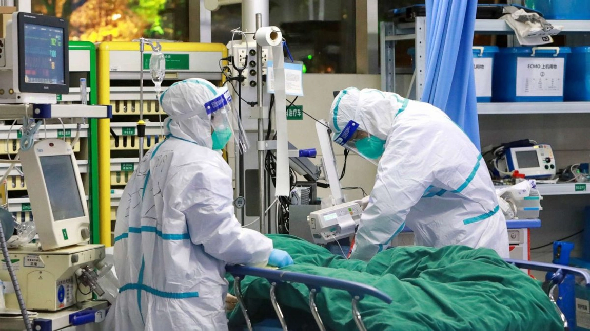 Coronavirus: cât timp rămâne un pacient contagios?