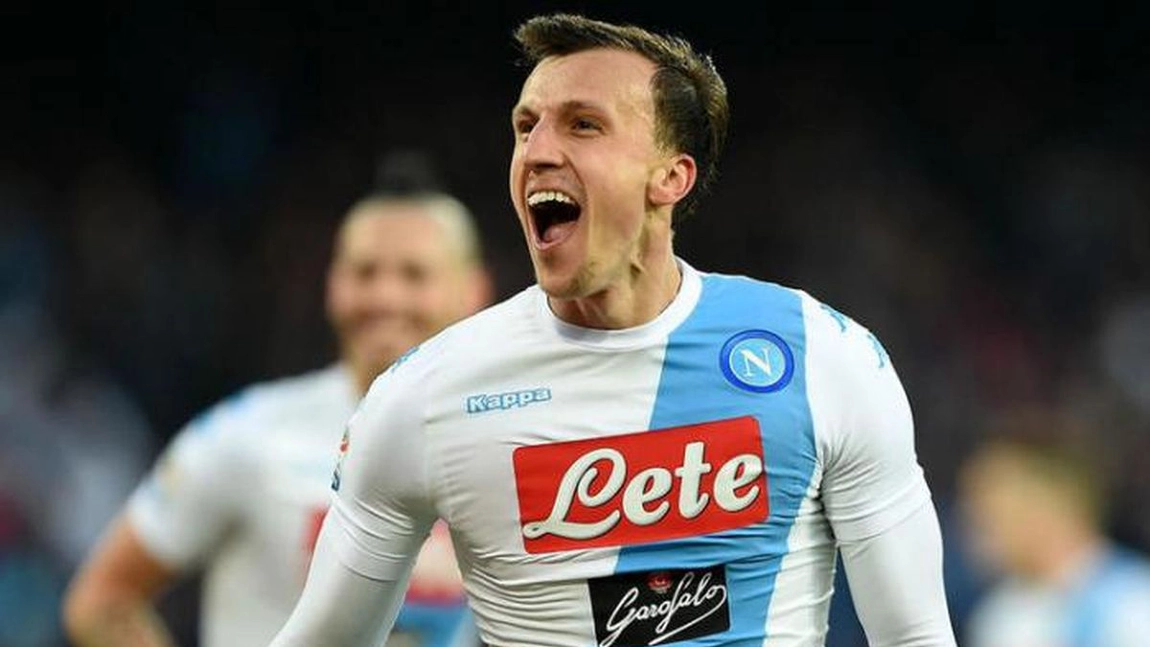 Vlad Chiricheș, fundaș central în primul 11 într-un top negativ al englezilor