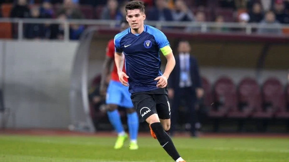 Ianis Hagi este numărul 1 în România, a jucat în Liga Campionilor și are multe oferte! Ce spune 