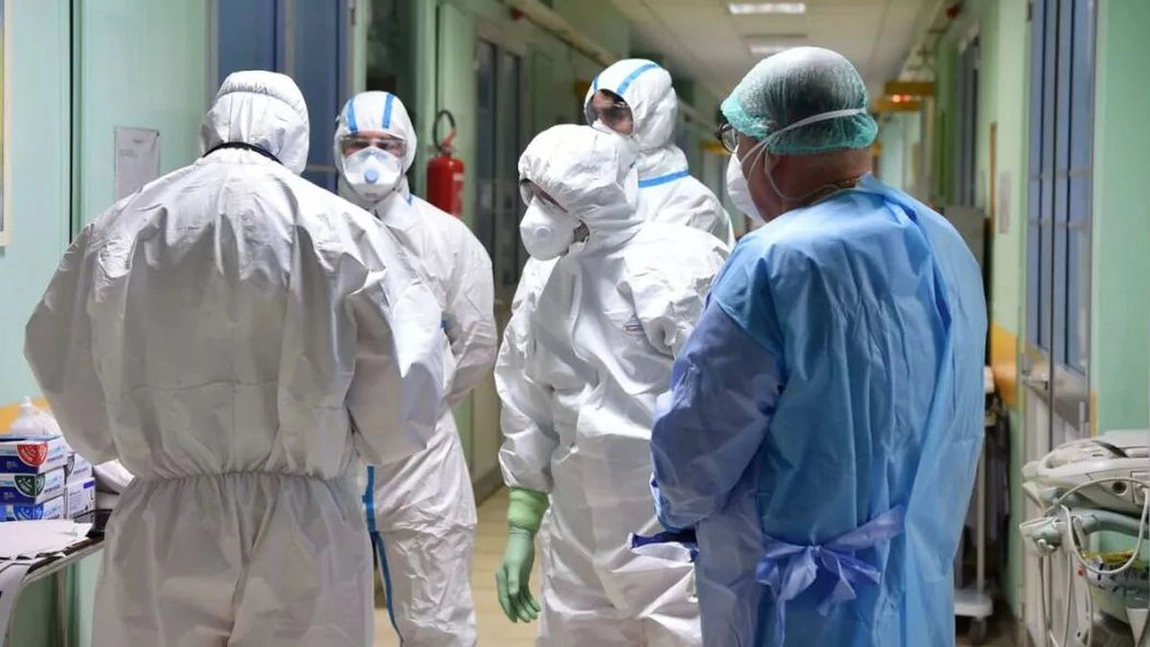Au fost testați contacții celor zece cadre medicale de la Spitalul de Boli Infecțioase Iași depistate cu COVID-19!