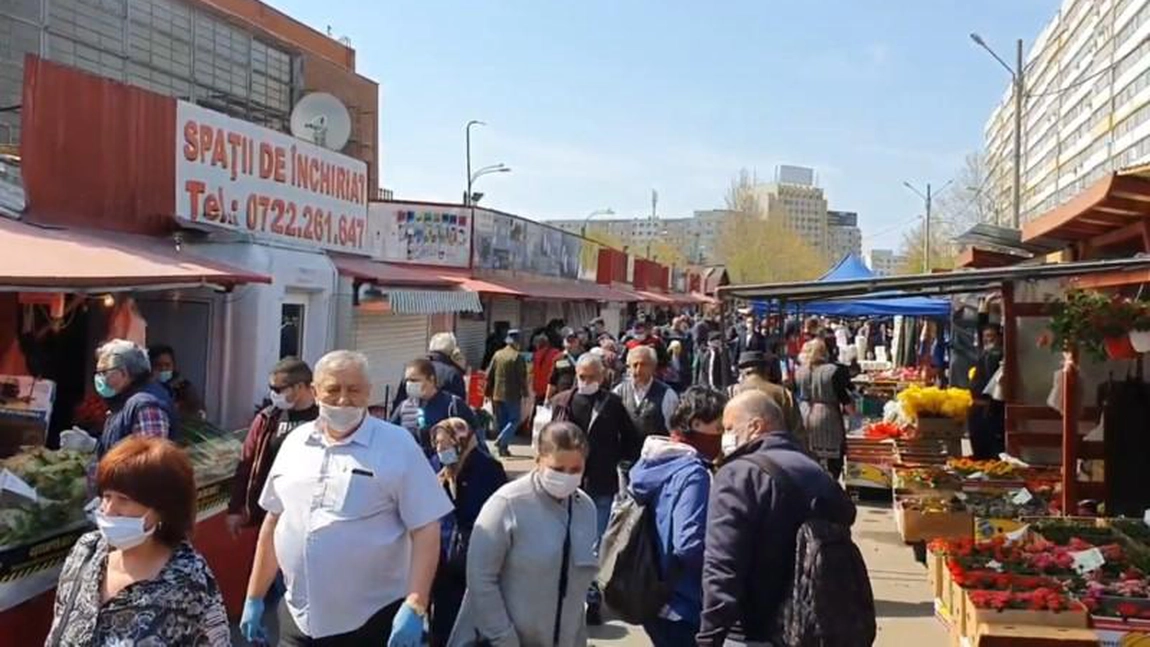 ANPC a închis două pieţe aglomerate din Capitală. Ce nereguli s-au depistat