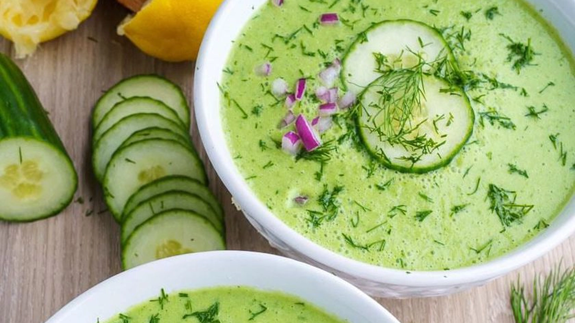 Detofixierea din castron: Supă rece de castraveţi, cu lămâie, iaurt şi mărar