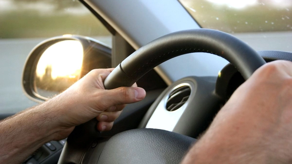 A vrut să păcălească polițiștii cu un permis fals! A fost trimis la pușcărie pentru faptele sale!