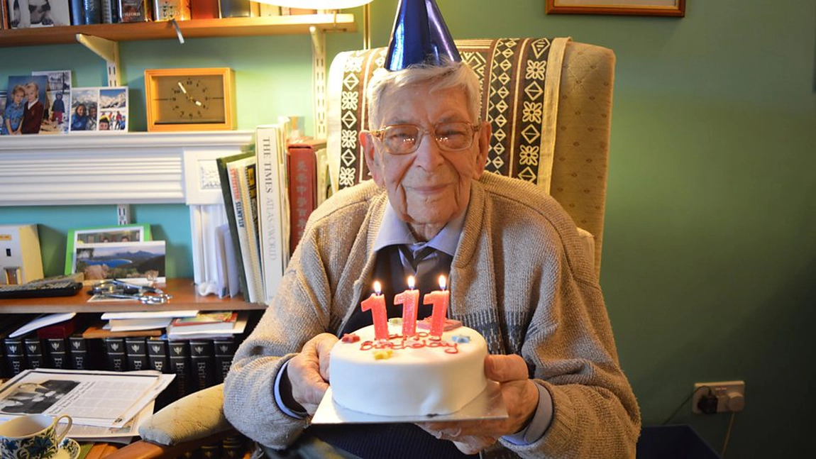 A murit cel mai bătrân om din lume! Ce vârstă avea