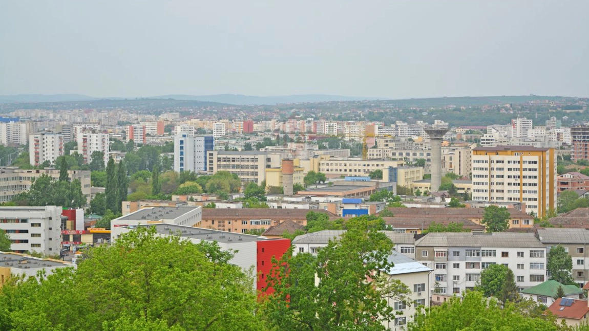 Schimbări radicale în viața ieșenilor care locuiesc la bloc! Ce vor trebui să facă de acum înainte: Din cauza pandemiei COVID-19, sunt obligați să cheltuiască mai mulți bani și să ia măsuri speciale