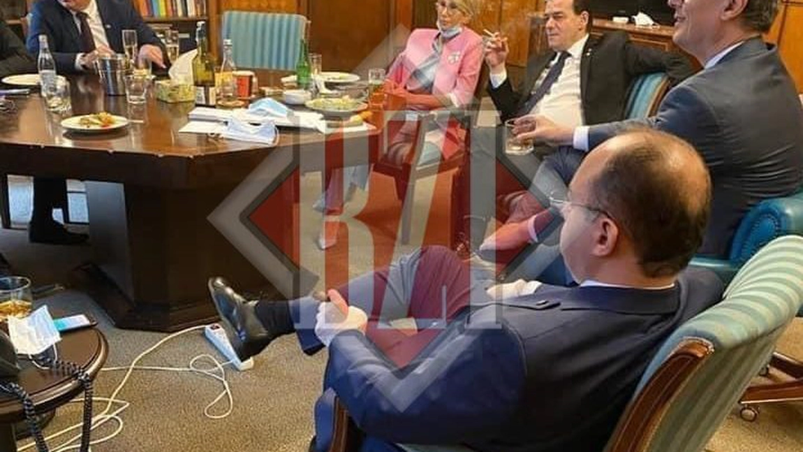Premierul Ludovic Orban bea alcool şi fumează în biroul lui, alături de mai mulţi miniştri, în plină pandemie de COVID-19! Cine are curaj să-l sancționeze?