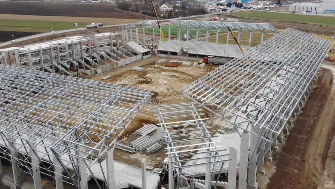 O nouă arenă va răsări în Liga I! Când va fi gata stadionul și când va fi montat gazonul. 