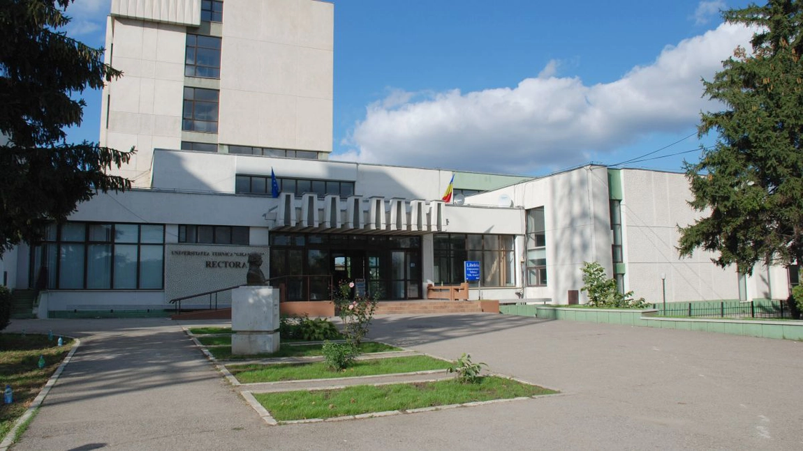 Studenții Universității Tehnice din Iași primesc granturi într-o competiție din domeniul antreprenorial