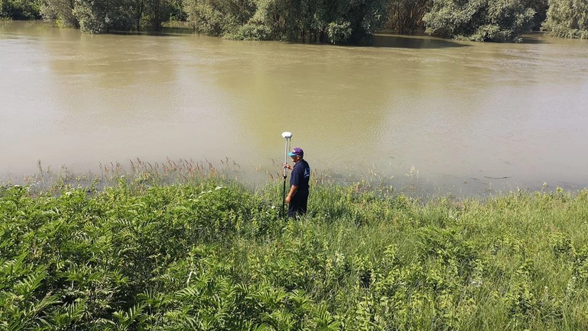Apă tulbure la robinet în județul Iași! ApaVital a întrerupt furnizarea către mai multe localități
