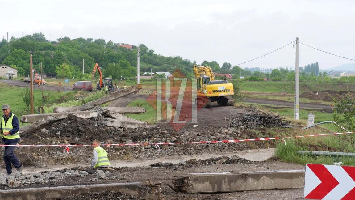 Axa rutieră Iași- Suceava, un dezastru întreținut de Maricel Popa, președintele Consiliului Județean Iași. Locuitorii din satul Breazu s-au trezit cu o nenorocire comandată de șeful CJ
