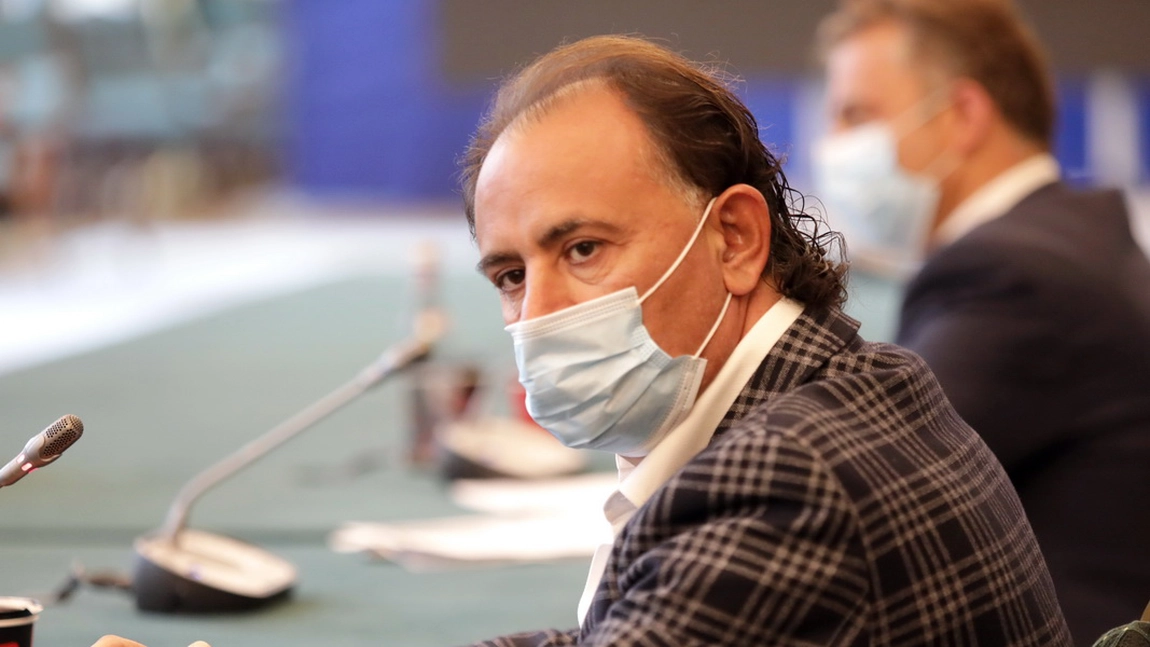 Ludovic Orban, umilit de milionarul Mohammad Murad: „Nu ştie să facă nimic, dacă nu mai e premier!“