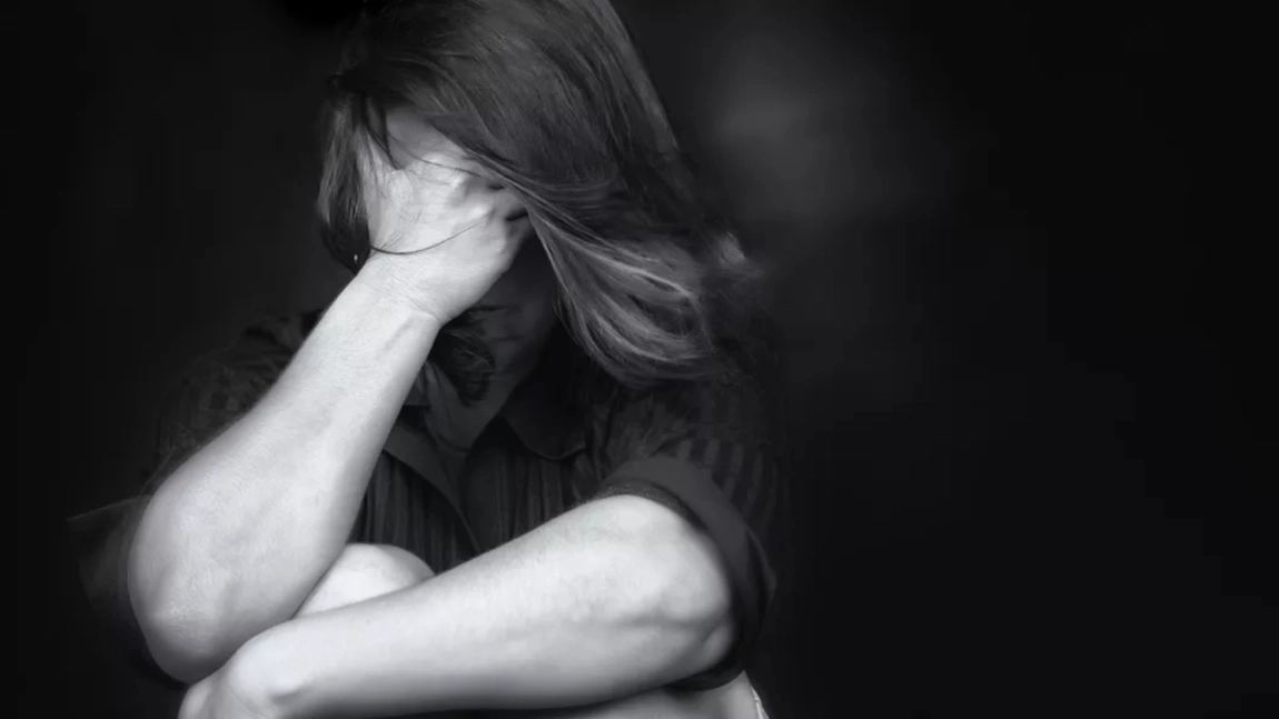 Viol terminat cu ani grei de pușcărie la Iași! Și-a violat vecina rămasă văduvă după ce a mers la ea în vizită împreună cu soția! Cum s-a întâmplat totul