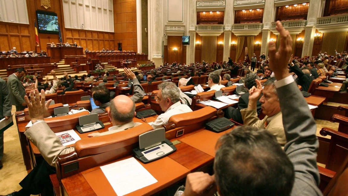 Desființarea SIIJ, vot final în sesiunea extraordinară din Camera Deputaților