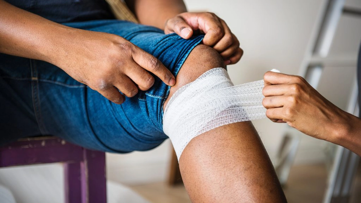 Pandemia cu COVID-19 te poate lăsa fără picioare! Izolarea poate active afecțiunea severă