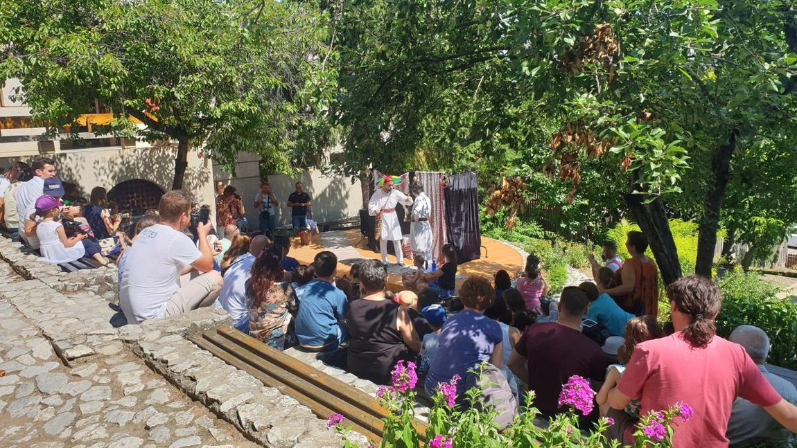 Spectacole de teatru pentru copii la Bojdeuca Ion Creangă şi Muzeul Mihai Sadoveanu