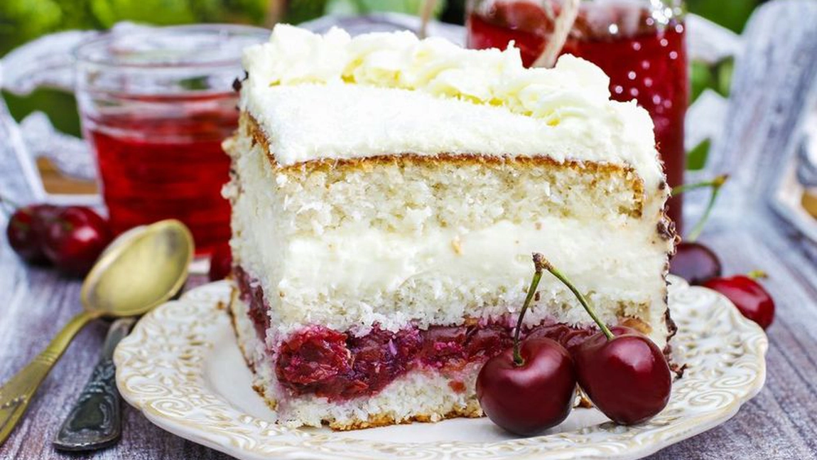 Ingrediente pentru prăjitura cu cireşe şi cremă de cocos