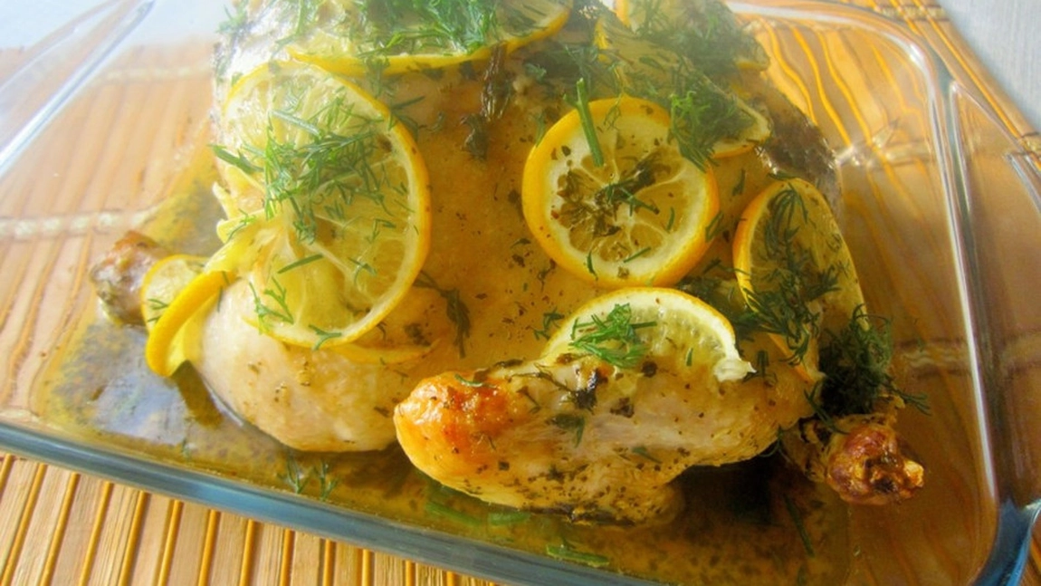 Pui la cuptor cu lămâie și busuioc