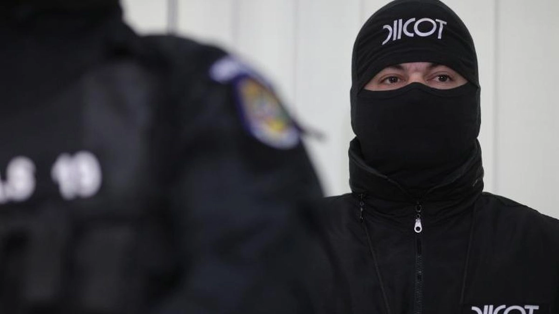 Ce infracțiuni au în vedere anchetatorii după perchezițiile efectuate dimineață în Iași