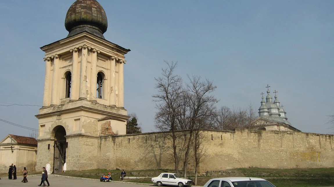 Ansamblul de la Mănăstirea Frumoasa din Iași va fi iluminat arhitectural într-un mod spectaculos (EXCLUSIV)