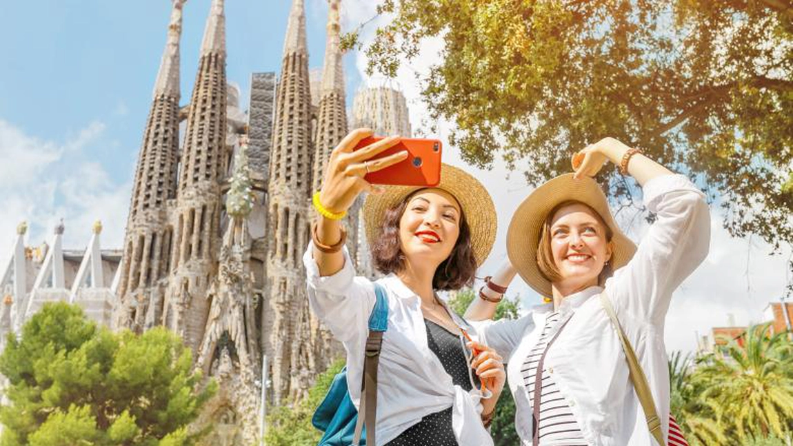 Spania a decis! Hotelierii vor plăti testele COVID-19 turiștilor străini