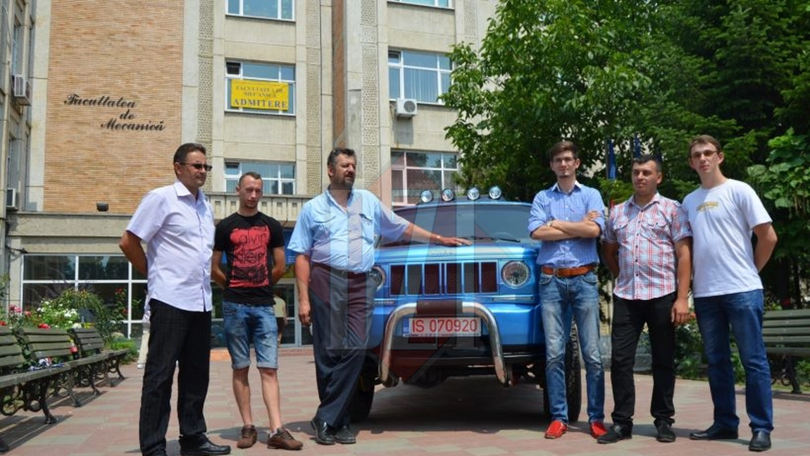 Faimoasa marcă de automobile ARO ar putea să fie produsă, din nou în serie, printr-un prototip realizat de profesorul ieșean Adrian Sachelarie și o echipă de studenți de la Universitatea Tehnică (EXCLUSIV)