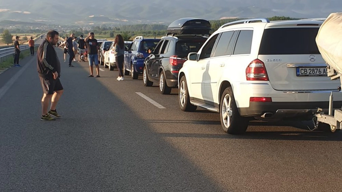 Cozi infernale în vama cu Grecia! Românii pierd ore întregi așteptând