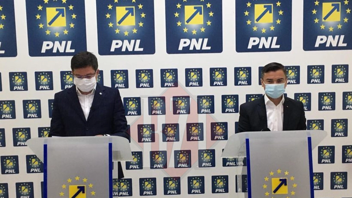 Conferință de presă susținută de deputatul Costel Alexe, președintele PNL Iași și primarul Mihai Chirica, prim vicepreședinte - LIVE VIDEO/ FOTO/ UPDATE
