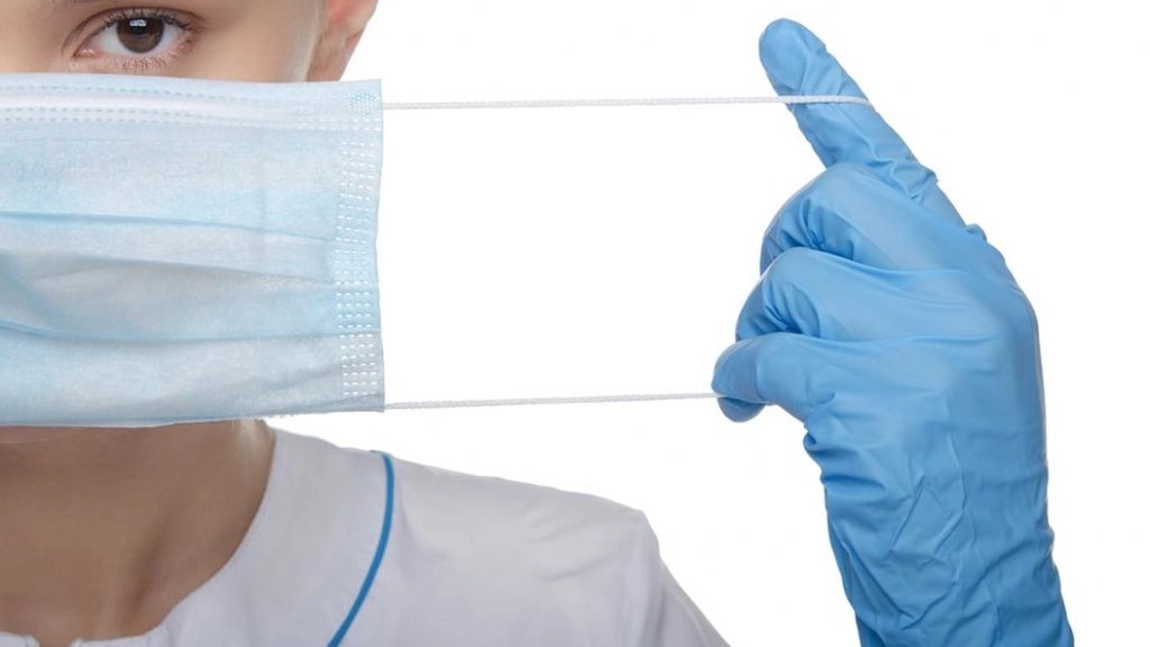 Al doilea judeţ din România unde masca de protecţie a devenit obligatorie, pe stradă