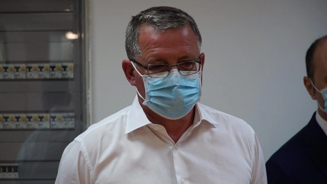 Ministrul Agriculturii, Adrian Oros, despre eliminarea pensiunilor de la finanţare: „Oamenii şi-au făcut case de locuit cu banii europeni”