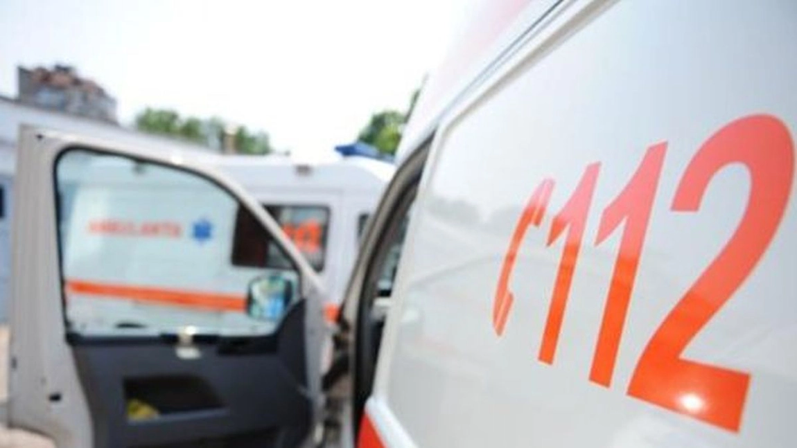 Zeci de ieșeni sună la 112 și solicită ambulanța fără motiv! Aceștia susțin că s-au infectat cu coronavirus, iar când ajung la spital, medicii constată că au dat alarmă falsă! Prof. dr. Diana Cimpoeșu: 