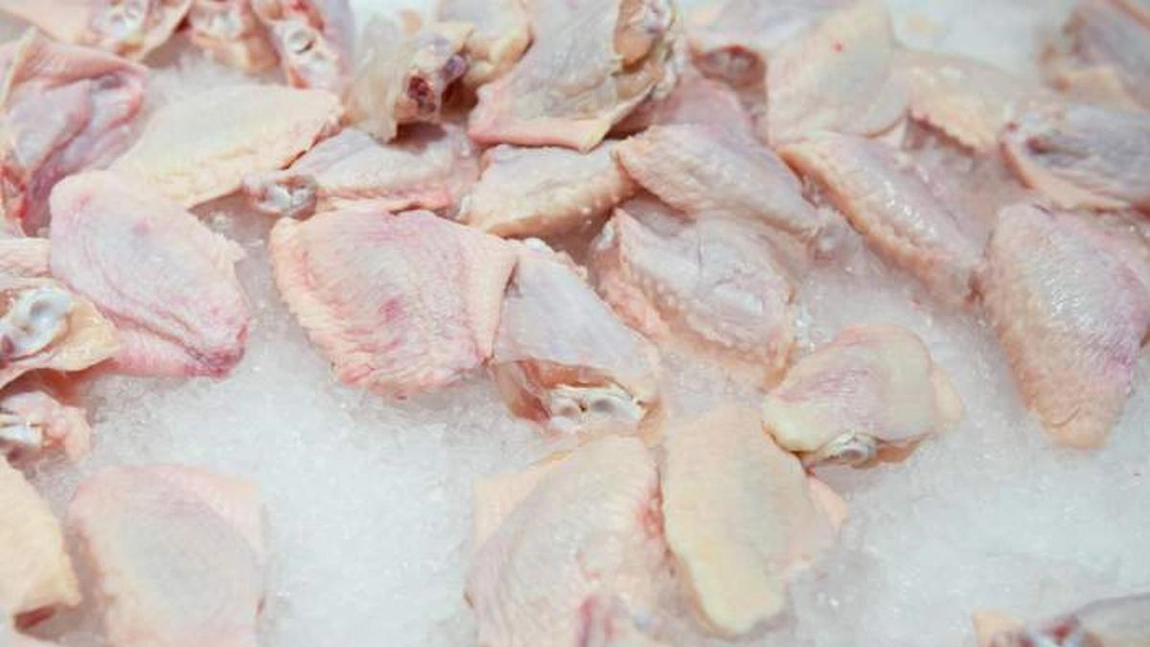 Aripi de pui cu coronavirus! Carnea provine din Brazilia