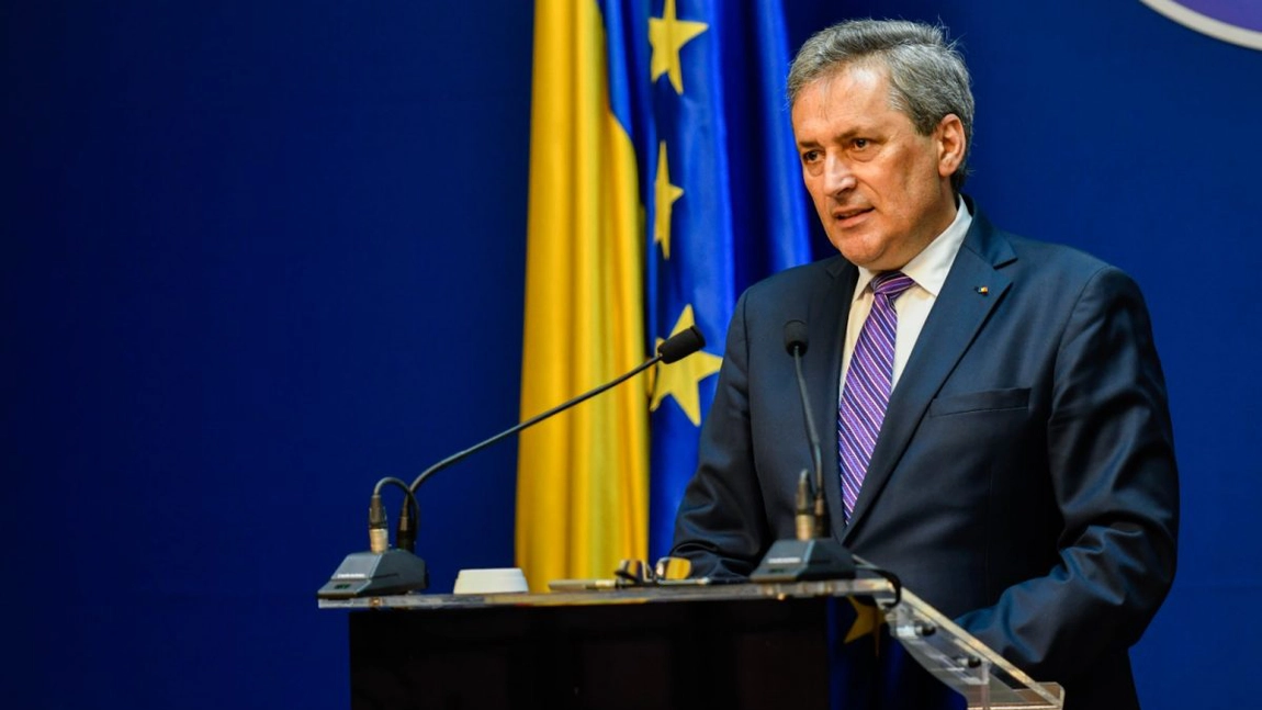 Ce salariu are Marcel Vela. Câţi bani încasează lunar ministrul Afacerilor Interne