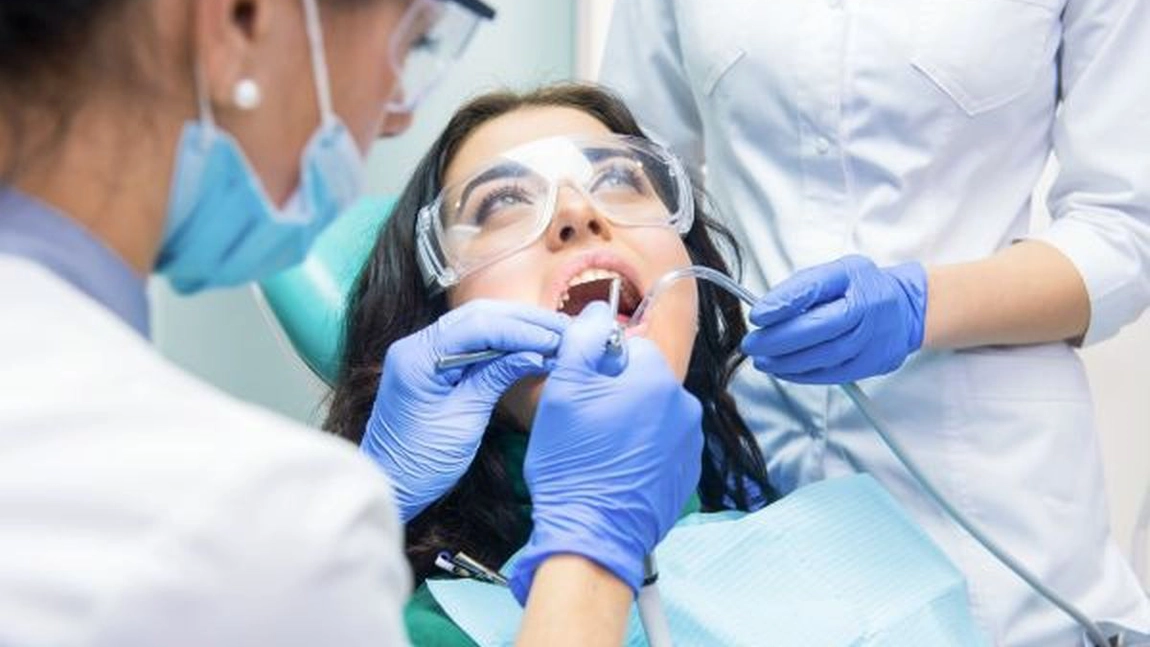 Ieșenii plecați în străinătate și-au anulat programările la medicul stomatolog din cauza pandemiei de Covid-19! Dr. Ana Maria Burdulea: 