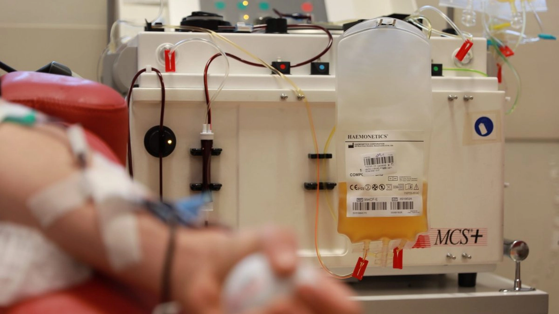 Pacienţii vindecaţi de coronavirus care vor dona plasma vor primi vouchere de 1.000 euro