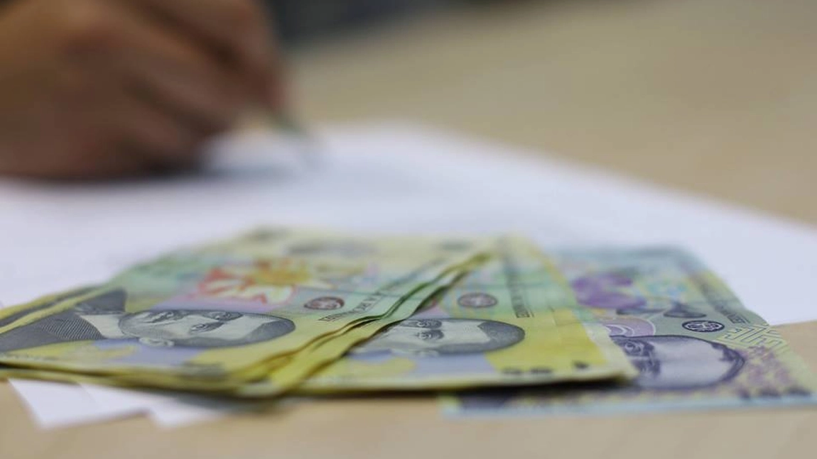 Salariul mediu net a crescut, în luna iunie. La cât a ajuns câştigul