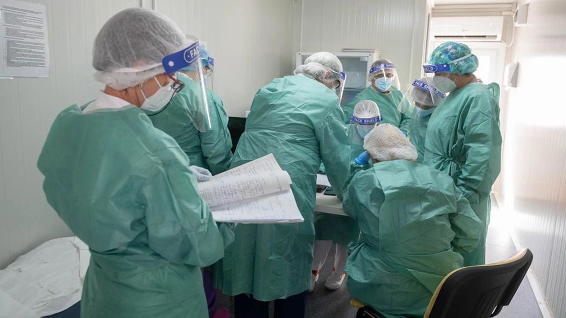 Focar de coronavirus la Spitalul Floreasca. Câţi oameni au fost confirmaţi cu SARS-CoV-2