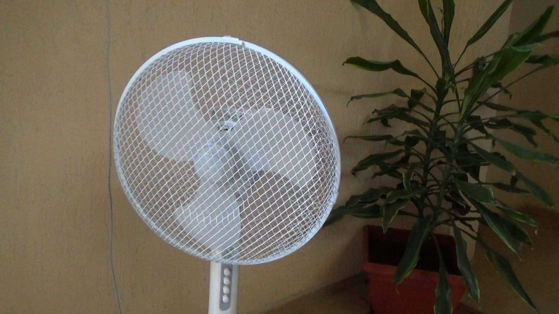 De ce nu este recomandat să dormi cu ventilatorul pornit, chiar daca este foarte cald