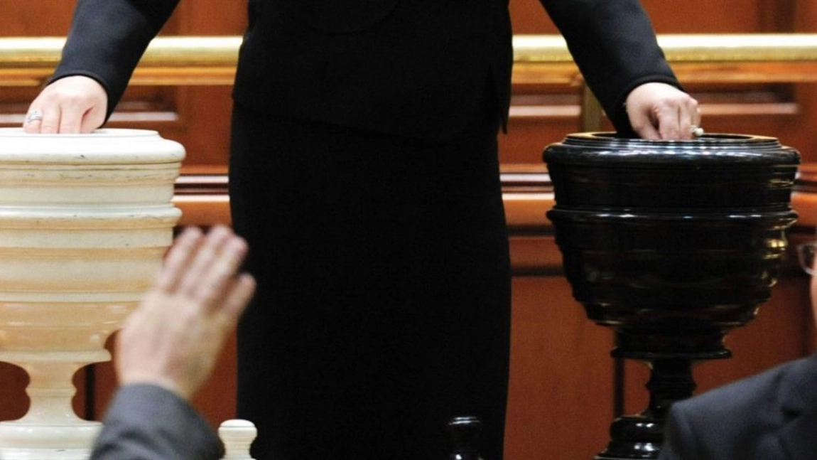 Ședință de urgență la PSD: Se discută despre votul moțiunii de cenzură