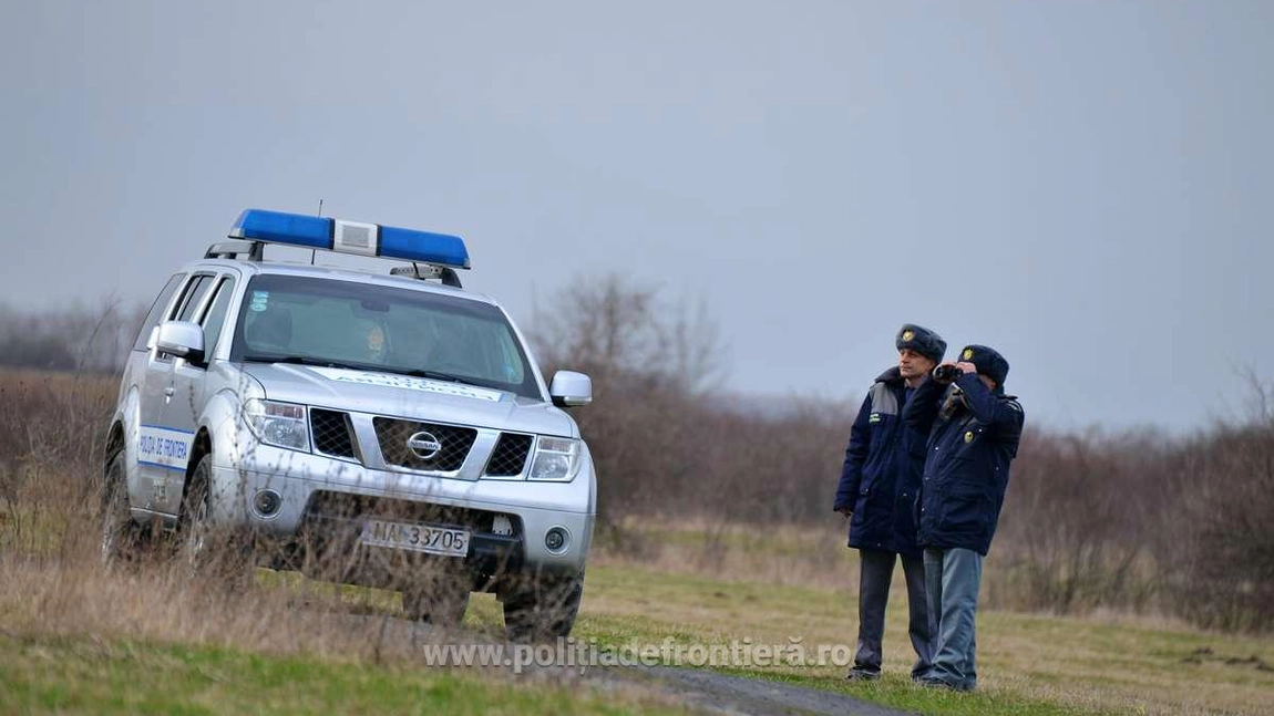 Un cetățean din Congo a fost prins de polițiștii de frontieră ieșeni după ce a încercat să fugă din țară traversând înot râul Prut