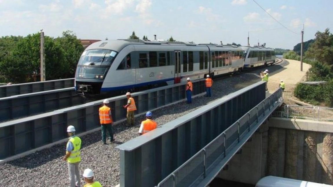 Când va fi dat în folosinţă trenul de la Gara de Nord spre Otopeni. Garnitura CFR Călători va circula la un interval de 50 de minute