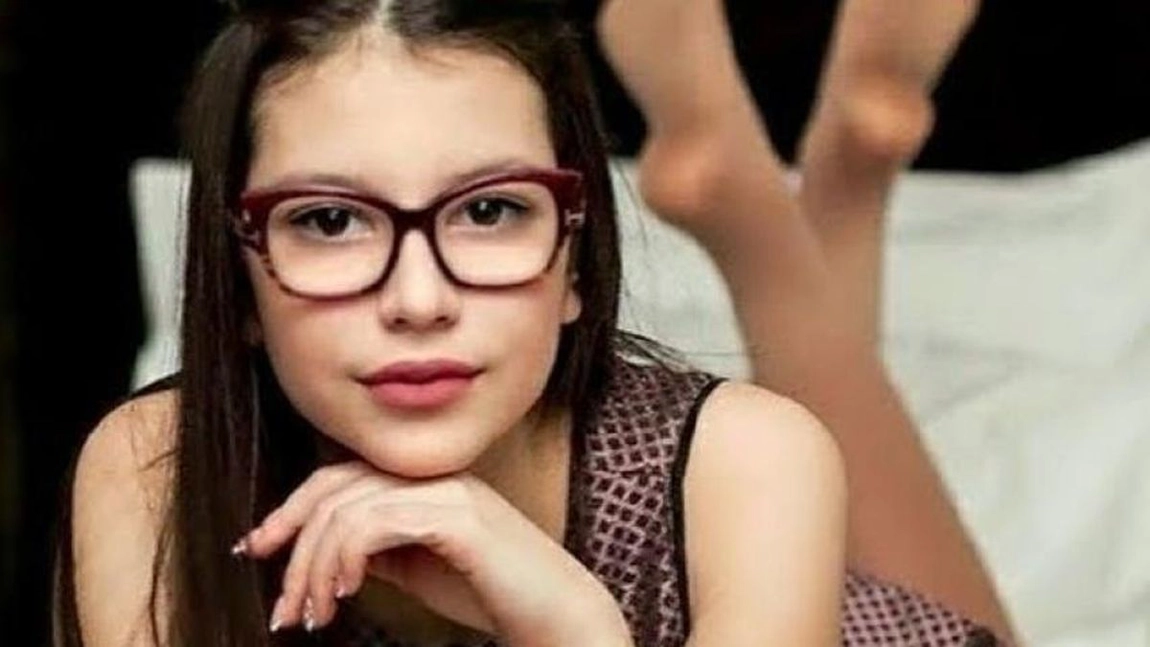 Cum arată mama Cleopatrei Stratan. De ce nu apare niciodată în public?