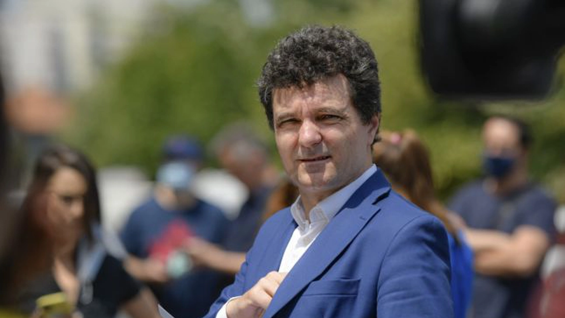 Ce a postat Nicușor Dan pe Facebook după ce a câştigat alegerile din Capitală