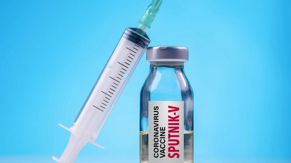 Rușii propun să combine vaccinului anti-COVID-19 Sputnik V cu cel de la AstraZeneca