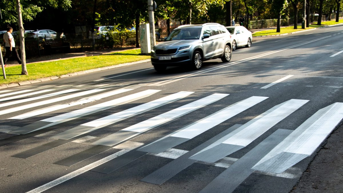 Accident rutier pe strada Vasile Alecsandri. Un pieton a fost lovit în plin