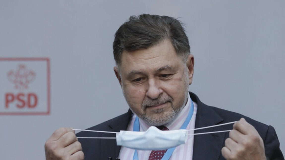 Semnal de alarmă tras de Alexandru Rafila: Când ar putea să apară un al treilea val de Covid-19