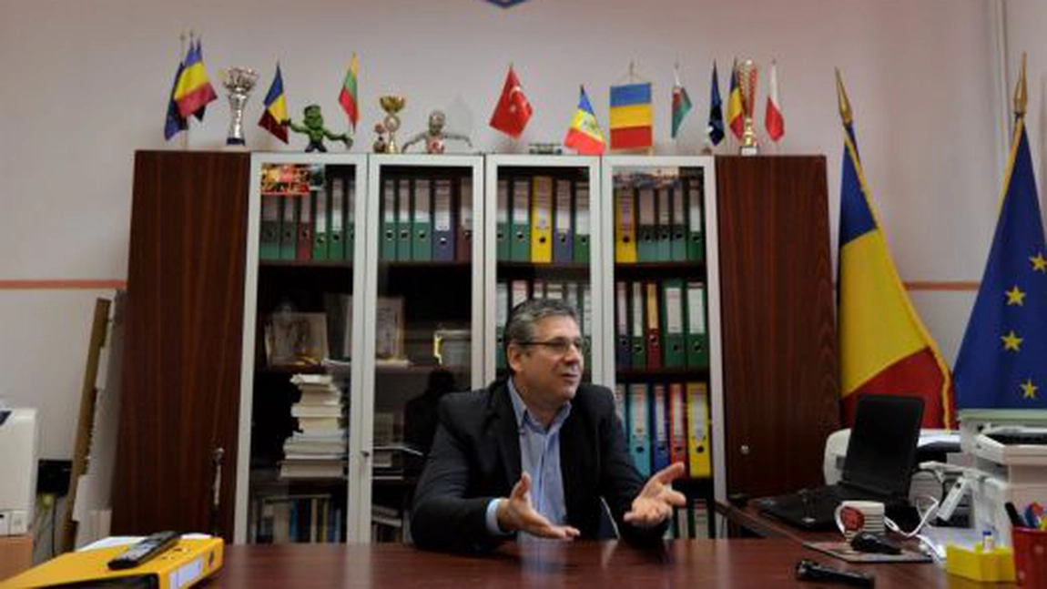 Inspectorul Şcolar General al Capitalei, Ionel Puşcaş este infectat cu COVID-19
