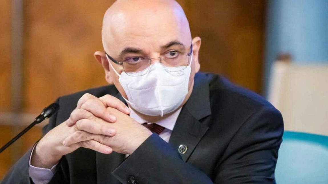 Când scăpăm de mască? Ce spune Raed Arafat