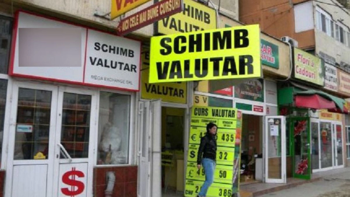 Curs valutar 1 octombrie 2020. În timp ce euro creşte şi se apropie de maximul istoric, dolarul s-a ieftinit